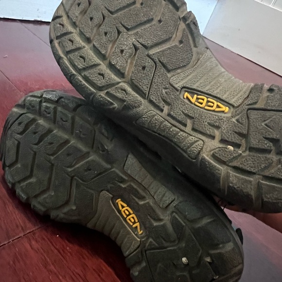 KEEN Unisex Child Newport H2 Closed Toe Water Sandals Tie Dye. - Picture 4 of 5